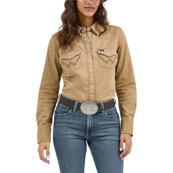 Women's Vintage Denim Snap Shirt - Picture 4 of 4